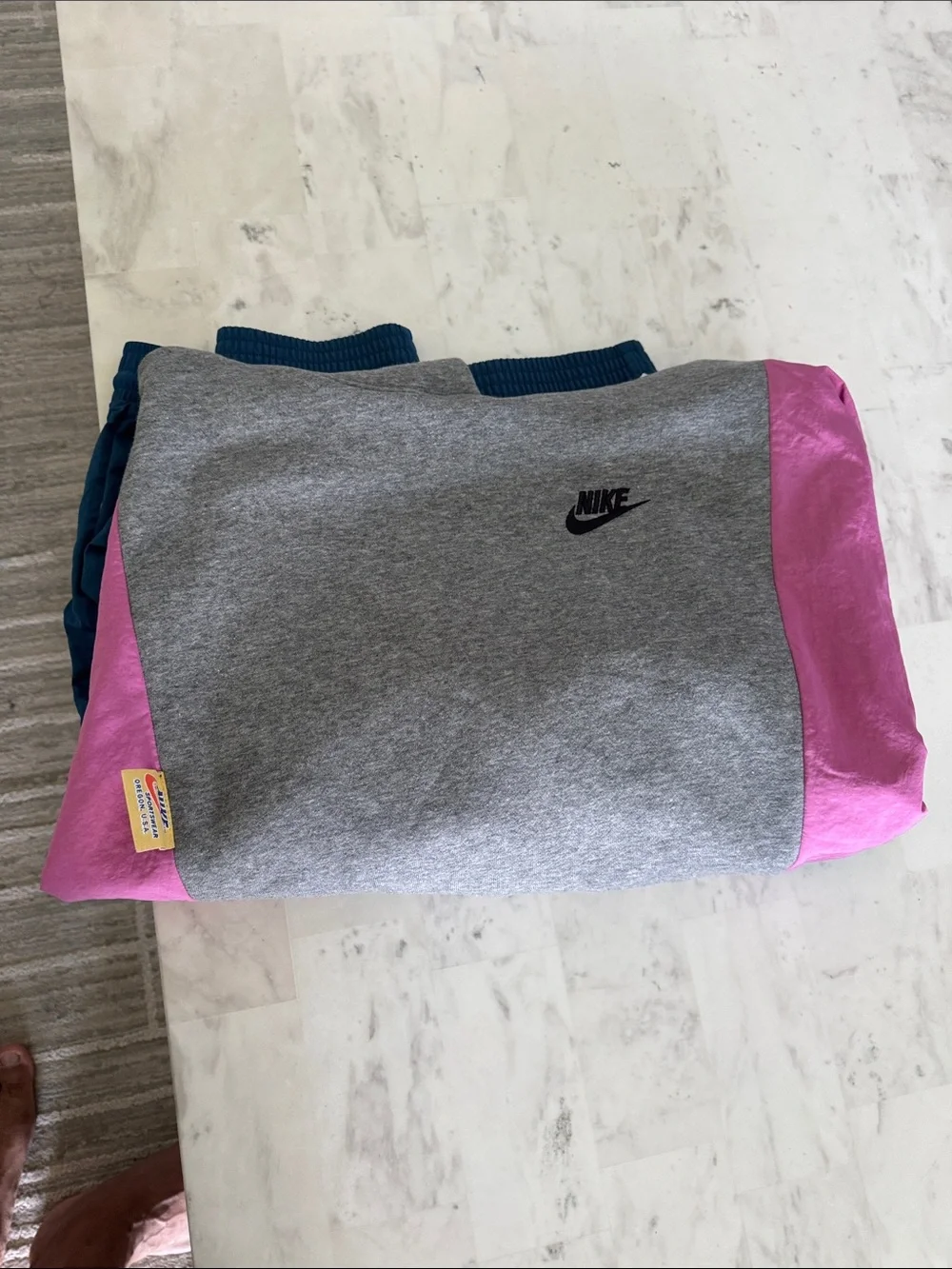 Nike Gray & Pink Colorblock Hoodie Jacket Vintage style track